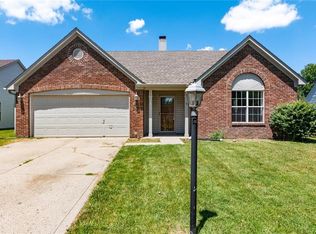 10266 Carmine Dr, Noblesville, IN 46060