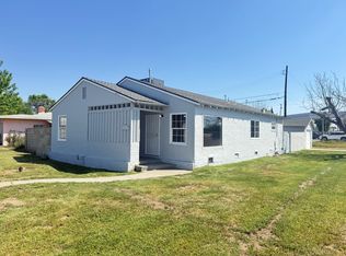 4102 E Fairfax Ave, Fresno, CA 93703