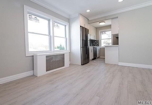2nd image of 11 Dougherty St