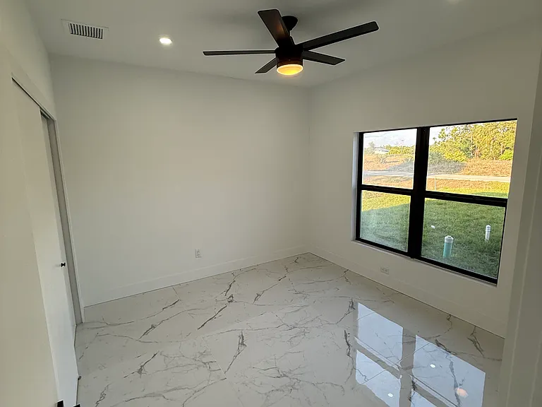 1144-1146 Gretchen Ave S #1 — Photo 5