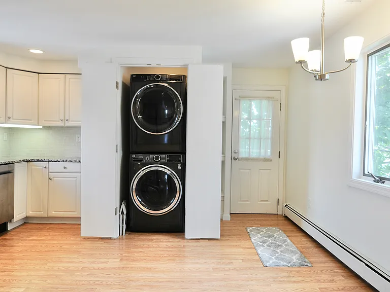120 Farwell St #2 — Photo 6