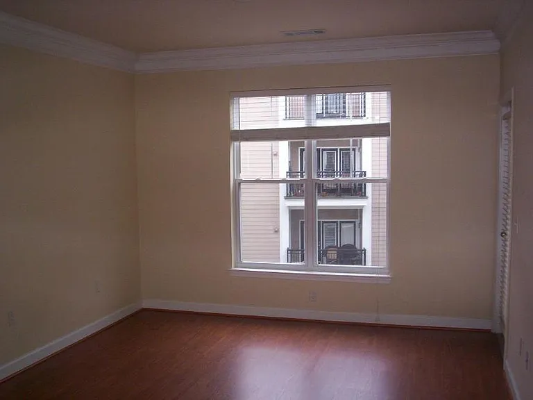 501 Hungerford Dr #268 — Photo 11