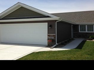13838 Breakwater Ln, Cedar Lake, IN 46303