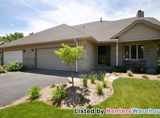267 Berkshire Ln N, Plymouth, MN 55441