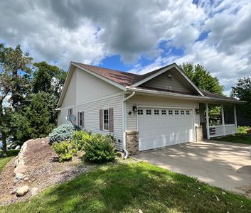 846 8th St, Bingham Lake, MN, 56118