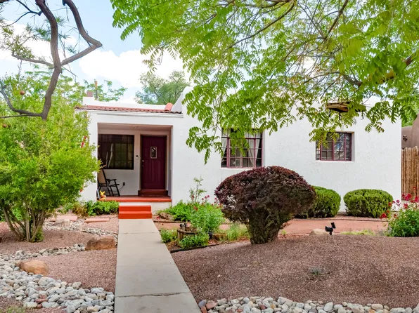 410 Amherst Dr SE, Albuquerque, NM 87106
