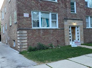 7048 N Rockwell St, Chicago, IL 60645