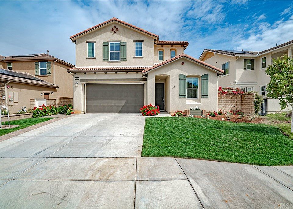 1st image of 28922 N West Hills Dr