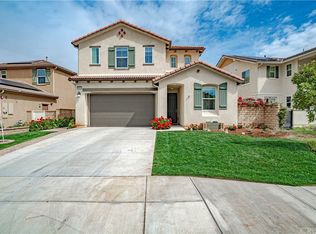 28922 N West Hills Dr, Valencia, CA 91354