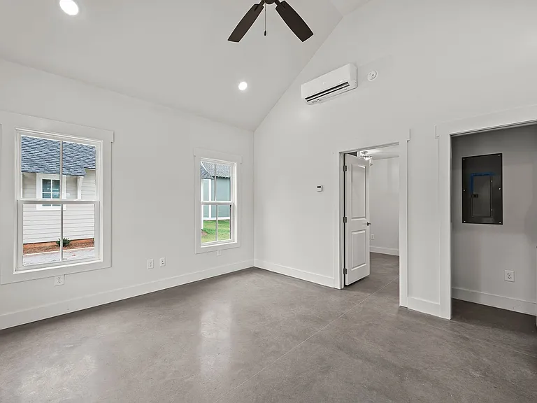 705A Jefferson St — Photo 7