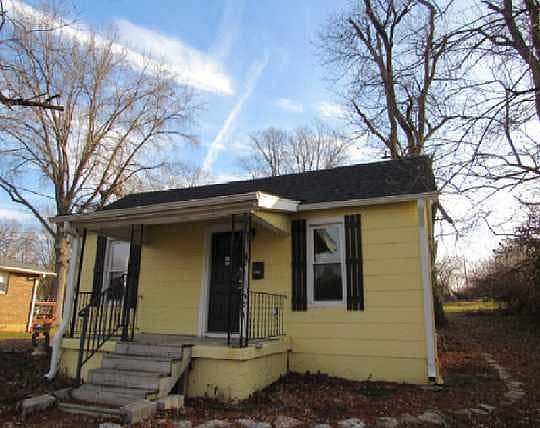 3rd image of 111 Spring Grove Ave