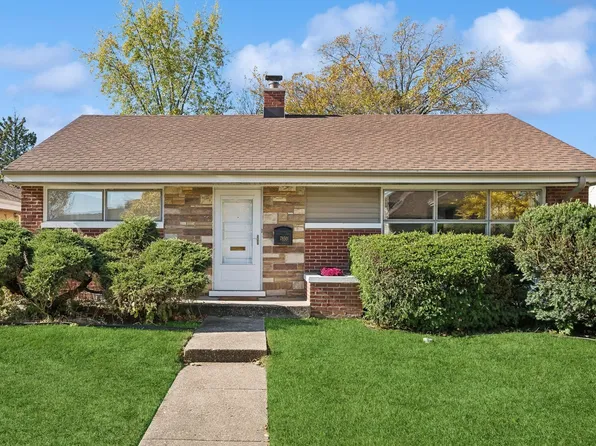 7850 Oconto Ave, Niles, IL 60714