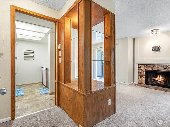 2nd image of 12641 NE 130th Way #C203