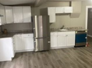 100 Lyndhurst St, Rochester, NY 14605