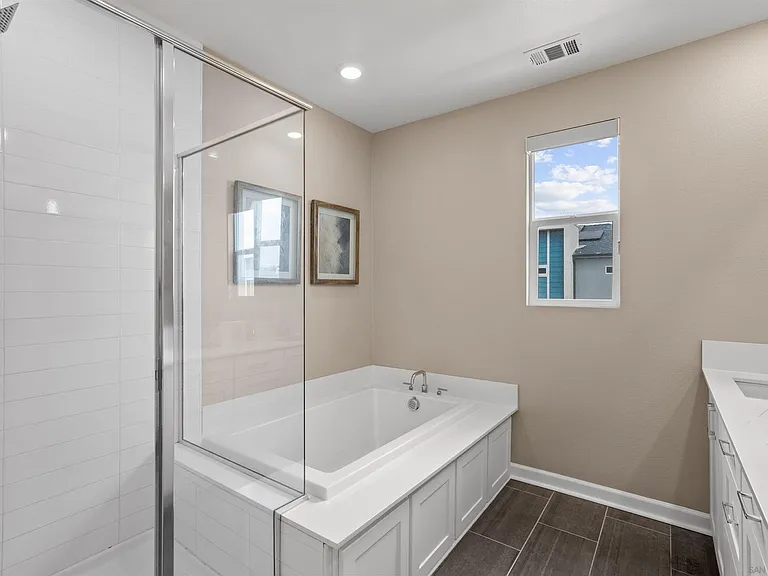 1833 Onyx Ln — Photo 27