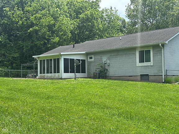 3rd image of 311 E Romona Rd