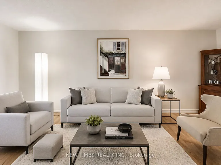 4 Ashstead Pl — Photo 2