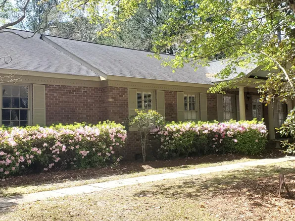 914 Pine Valley Drive, Wilmington, NC 28409