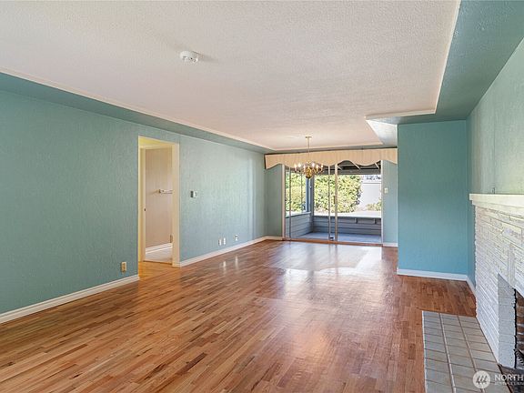 5th image of 1845 N Highland Street