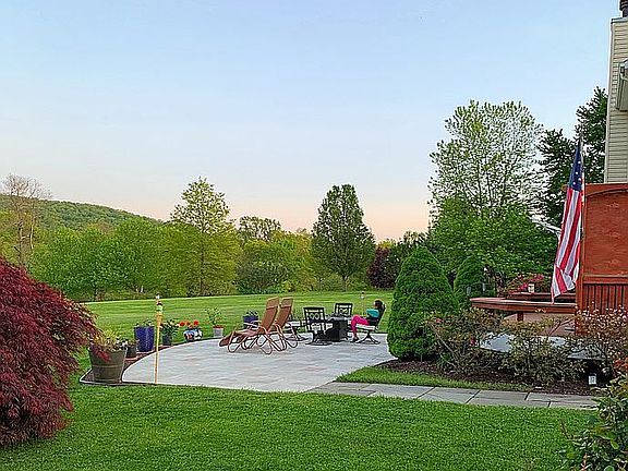 4th image of 36695 Vineyard View Pl