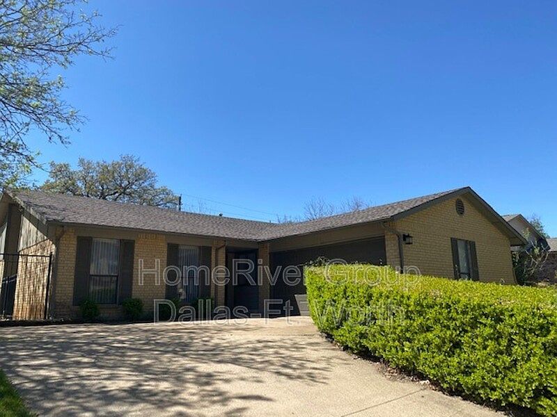 1st image of 3610 Fort Hunt Dr