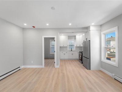 735 Broadway, Pawtucket, RI, 02861