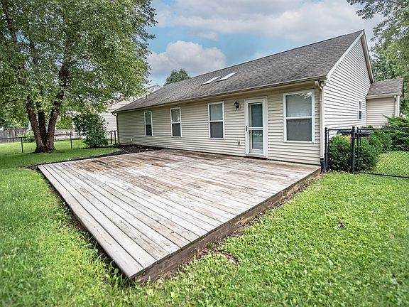 3rd image of 13246 Golden Ash Ct