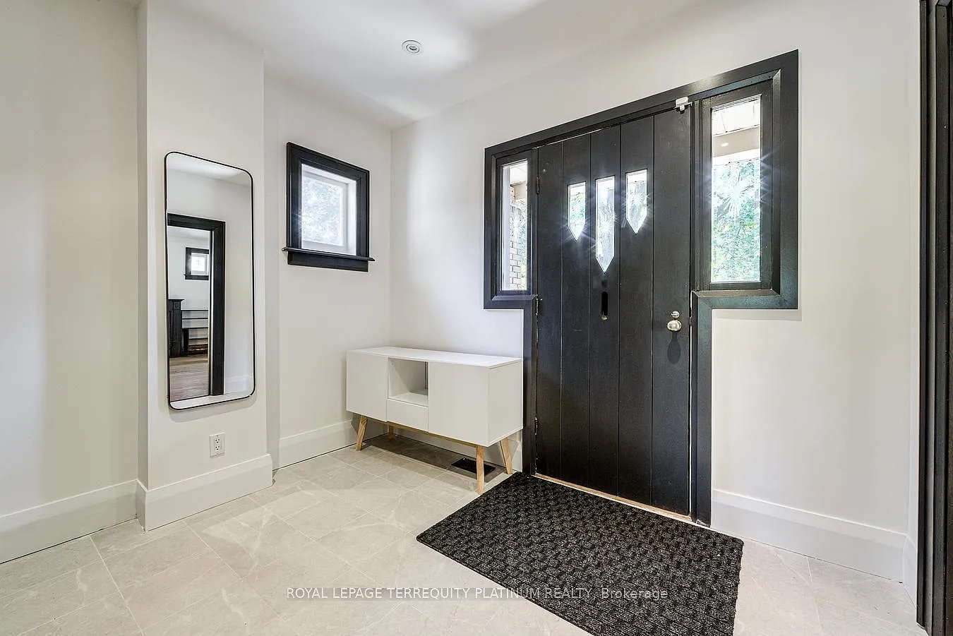 4 bed, $3,850 — Photo 3