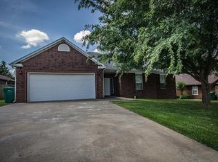 115 Birch St, Centerton, AR 72719