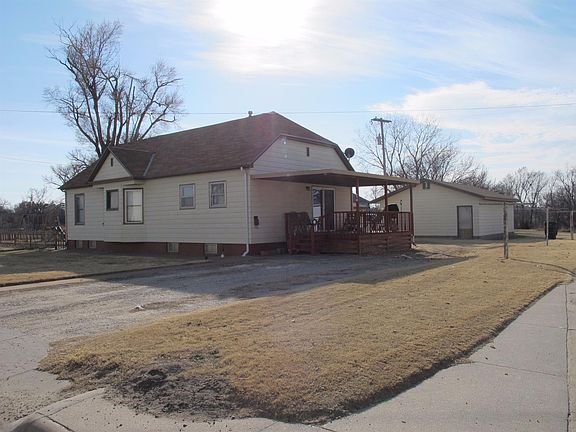 3rd image of 820 Dorrance St