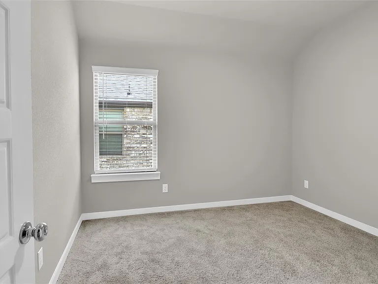 10604 Long Trail Dr — Photo 21