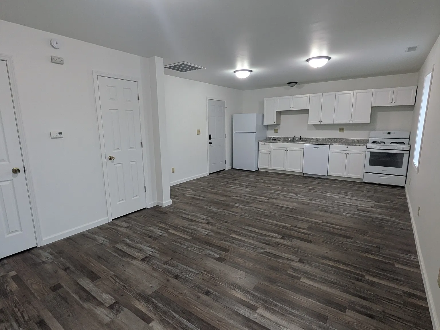 1 bed, 650 sqft, $750 — Photo 2