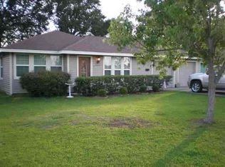 4811 Bellaire Ave, Groves, TX 77619