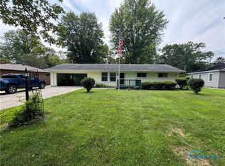 203 Bassard Dr, Defiance, OH 43512