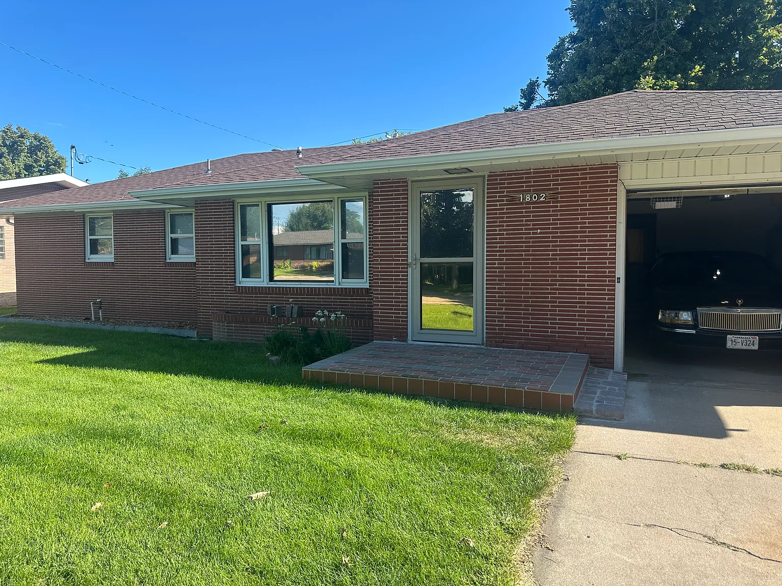 3 bed, 1288 sqft, $1,600 — Photo 1