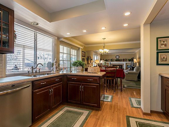 3rd image of 3802 S Rosemary Way