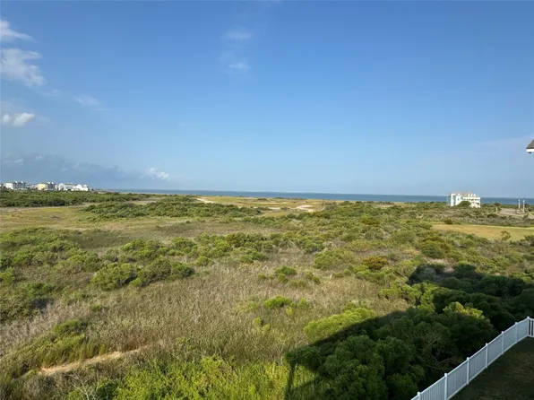 25943 Bay Breeze Dr, Galveston, TX 77554