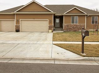 819 Rittgers Ln, Salina, KS 67401