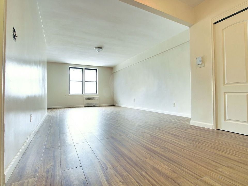 1st image of 740 Clarkson Ave APT 1F