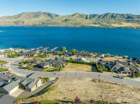 116 Apple Avenue, Chelan, WA 98816