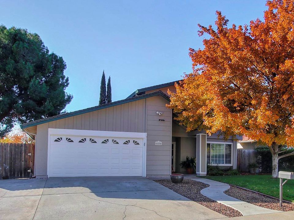 2nd image of 6420 Twin Wood Way
