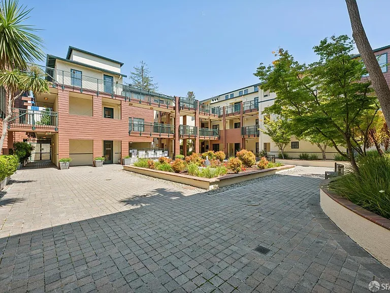 435 Sheridan Ave #201 — Photo 56