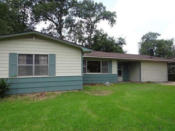 220 Hampton Ln