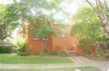 1st image of 42 Lincoln Park