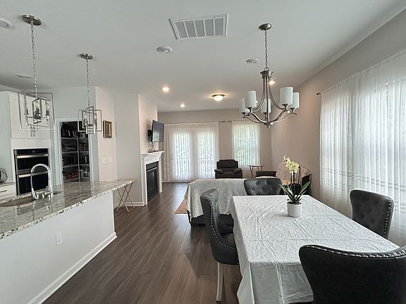 Second floor - Dining space