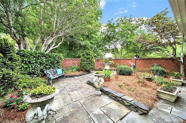 1st image of 6613 Gaywind Dr