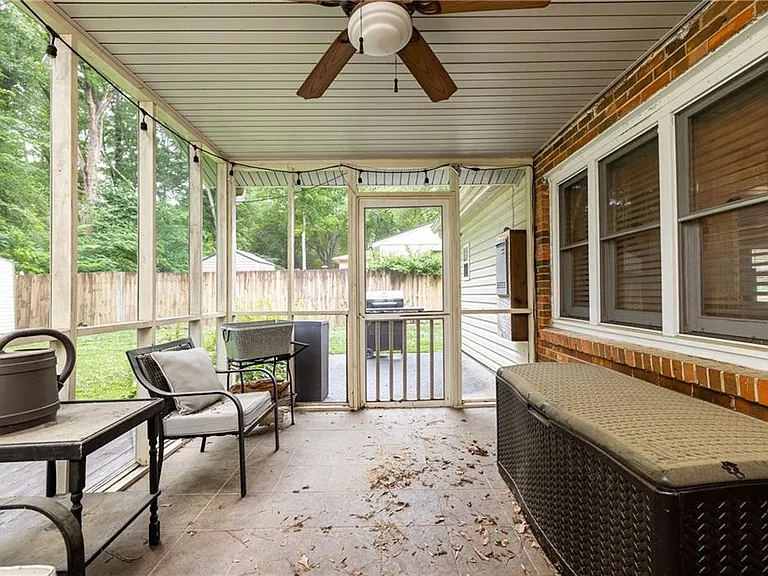 3071 Francine Dr — Photo 21