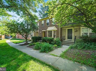 4723 Gainsborough Dr, Fairfax, VA 22032