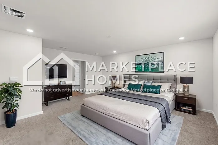 7504 Delancey St — Photo 16