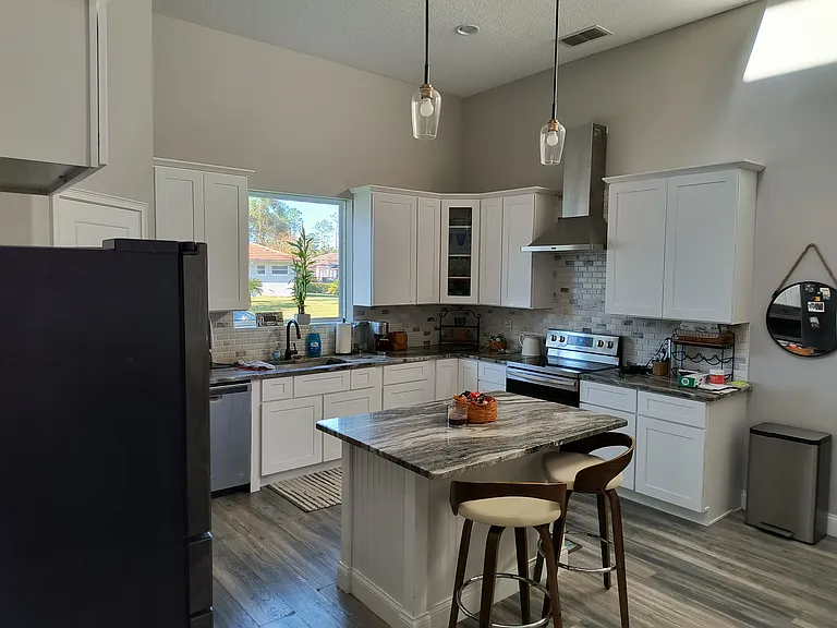 32 Wentworth Ln — Photo 17